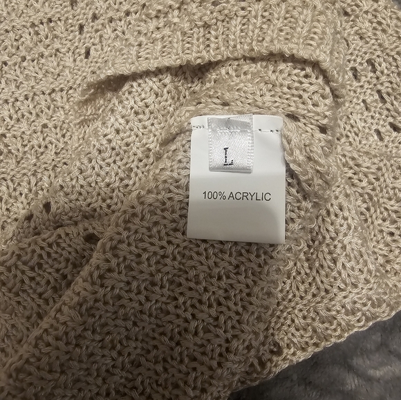 Crochet Maxi Dress - Picture 3 of 5